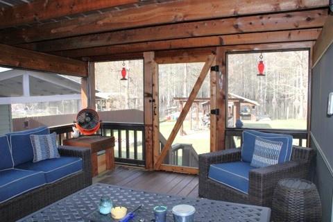 2693 Rhoda Road Shreveport, LA 71119 - Photo 21 of 35 a living room with furniture and a window