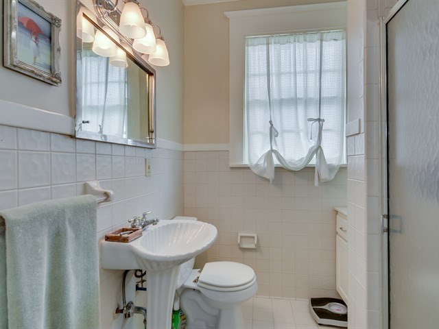 935 Hickman Road Augusta, GA 30904 - Photo 12 of 18 Master Bath