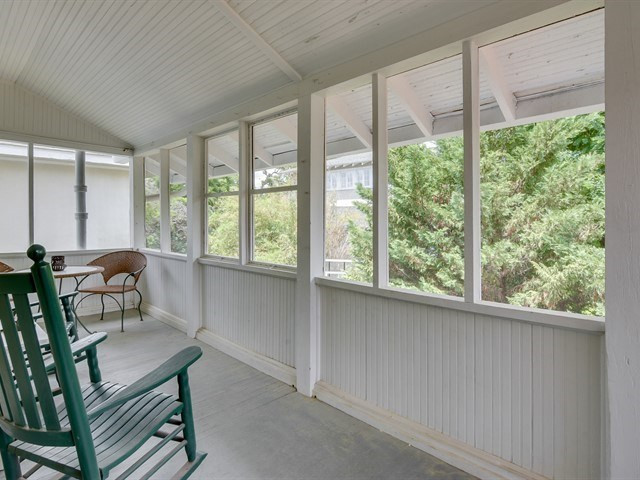 935 Hickman Road Augusta, GA 30904 - Photo 16 of 18 Sleeper Porch