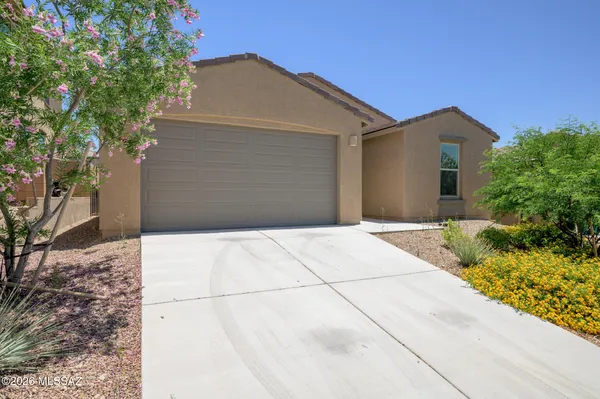 $419,667 | 13852 East Silver Pne Trail, Vail, AZ 85641