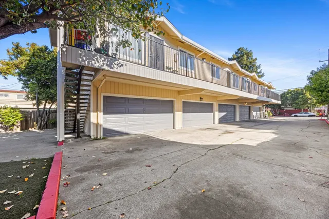 $1,372,798 | 22241 South Garden Avenue, Hayward, CA 94541