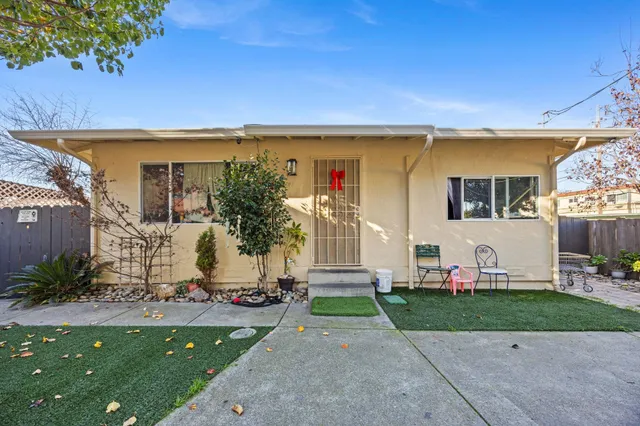 $1,372,798 | 22241 South Garden Avenue, Hayward, CA 94541