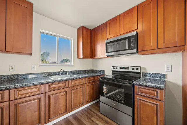 $1,372,798 | 22241 South Garden Avenue, Hayward, CA 94541