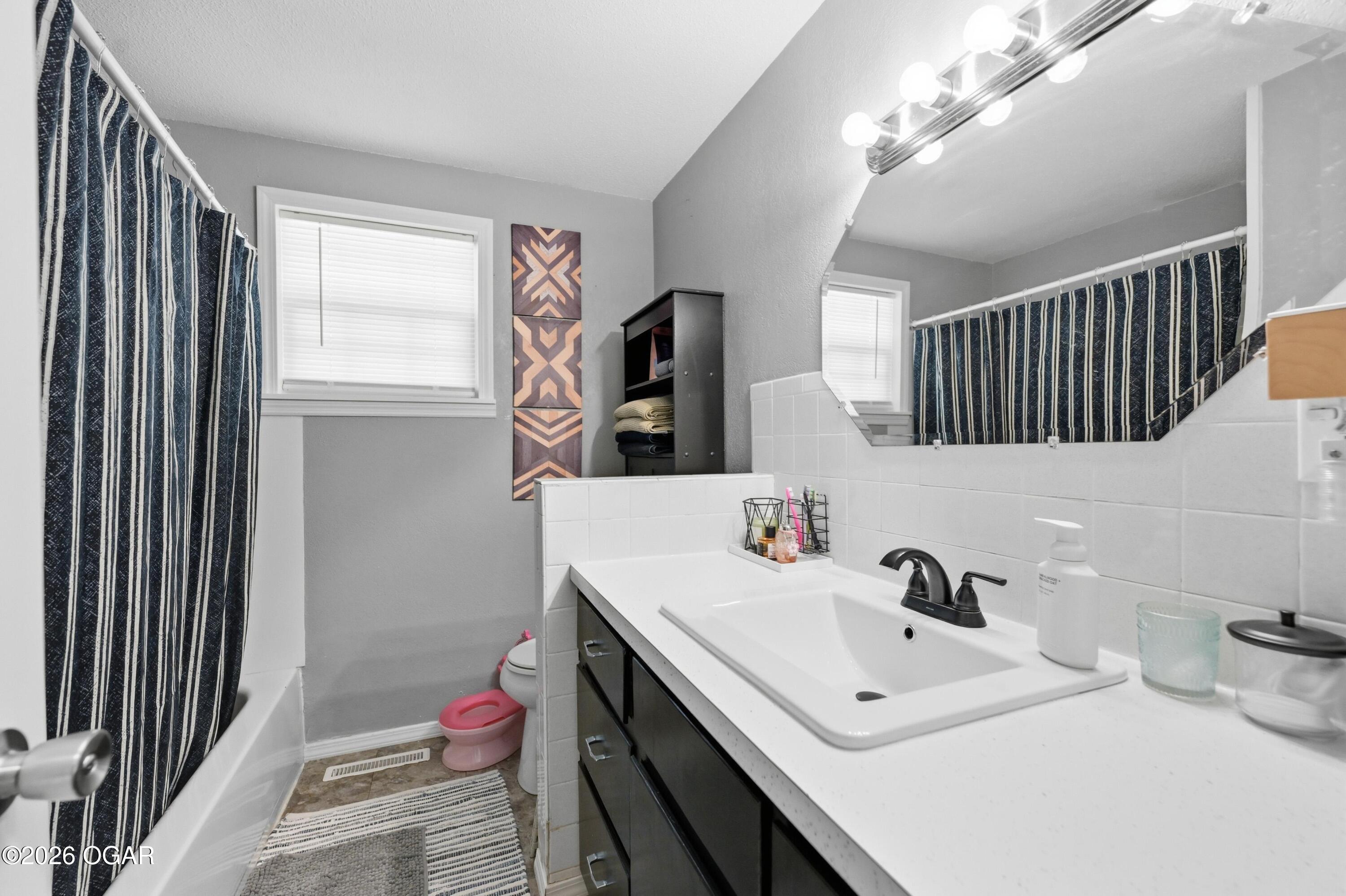 853 North Raccoon Road Stella, MO 64867 - Photo 23 of 37 Gallery Image 23