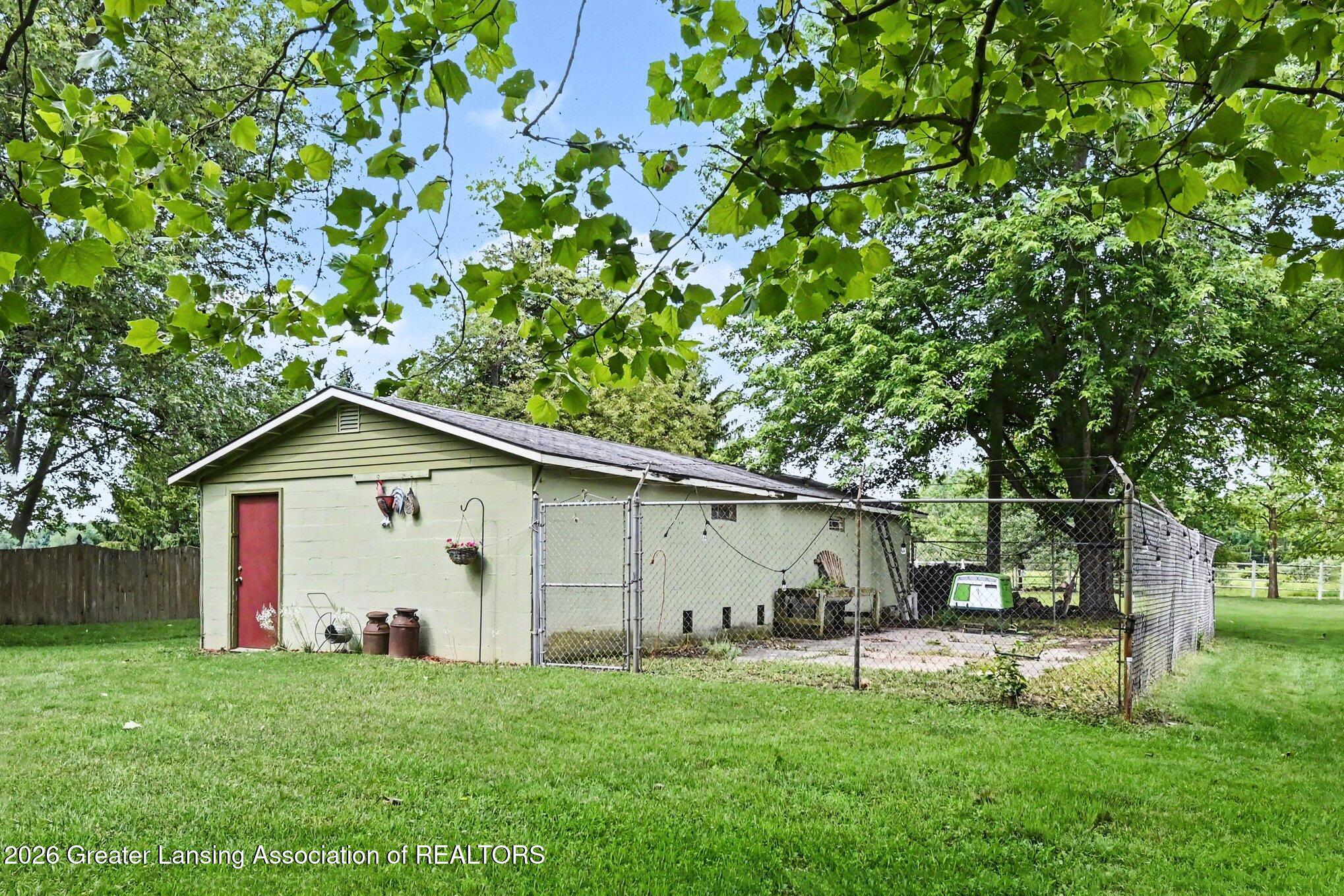 3509 Meridian Road Okemos, MI 48864 - Photo 43 of 66 043_file_7206