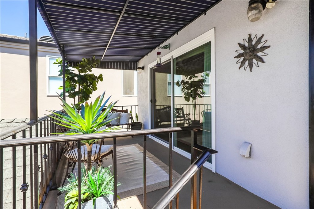 222 8th Street Seal Beach, CA 90740 - Photo 22 of 41 Patio/balcony for upper 1 bedroom apartment.
