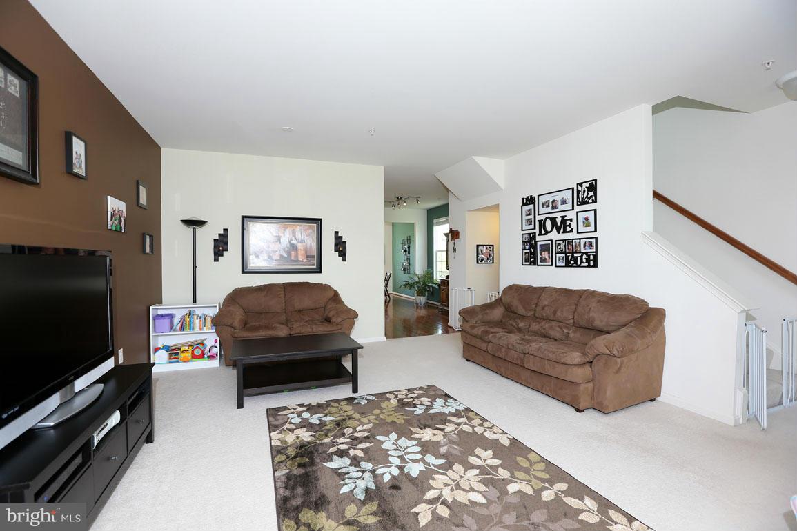 615 Amberfield Road Frederick, MD 21703 - Photo 14 of 29 Living Room