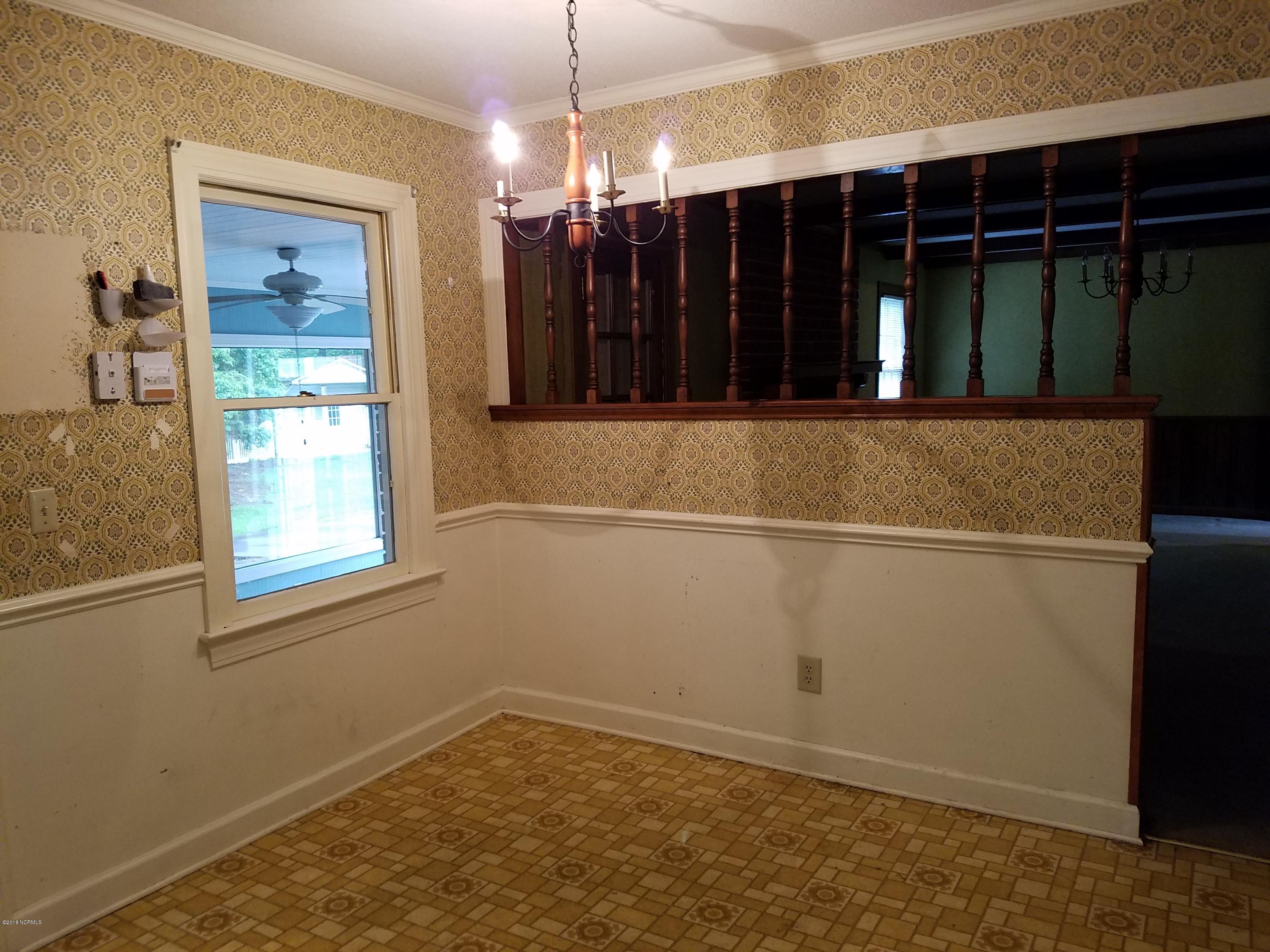 1564 Hull Road Snow Hill, NC 28580 - Photo 13 of 28 Kitchen-Additional