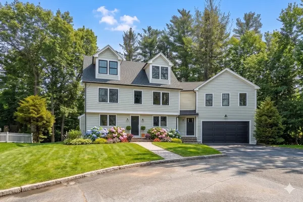 $2,000,000 | 6 Ivy Circle, Winchester, MA 01890