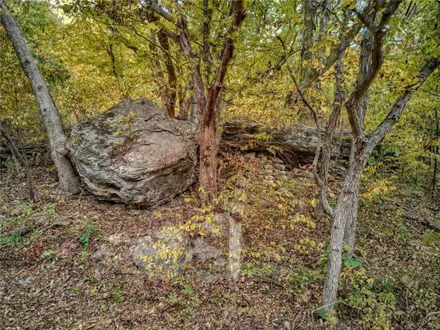 $1,000,000 | West 108th Street, Orrick, MO 64077