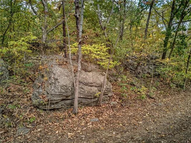 $1,000,000 | West 108th Street, Orrick, MO 64077