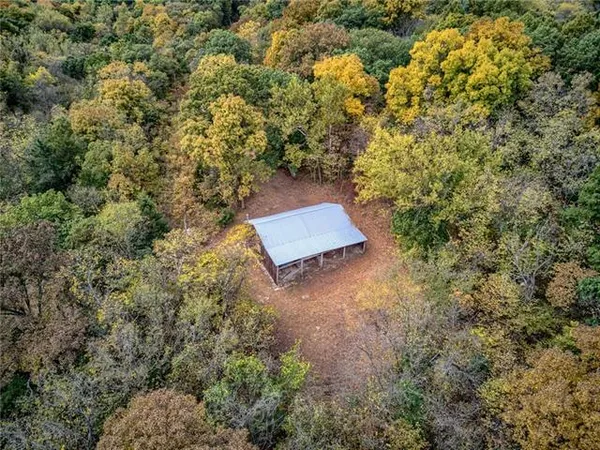 $1,000,000 | West 108th Street, Orrick, MO 64077