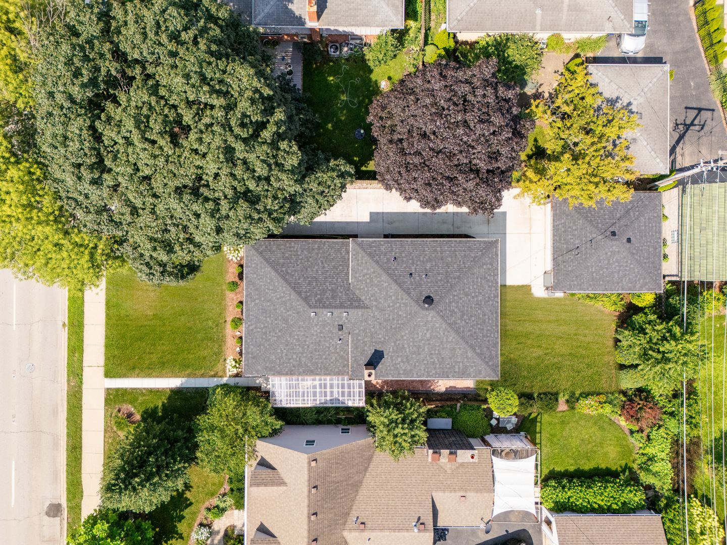 208 47th Street Western Springs, IL 60558 - Photo 42 of 53 an aerial view of a house