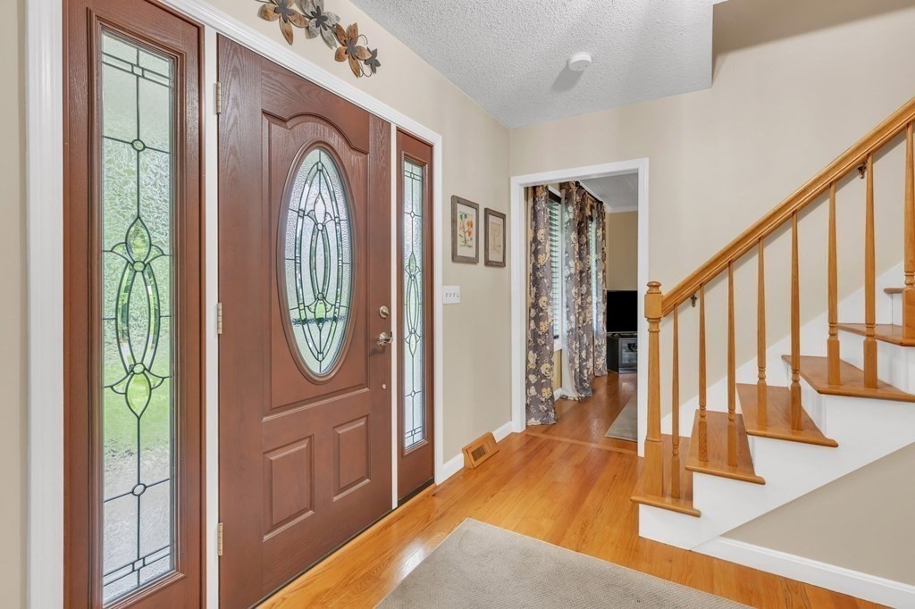 19 Upper River Road South Hadley, MA 01075 - Photo 8 of 42 Gallery Image 8