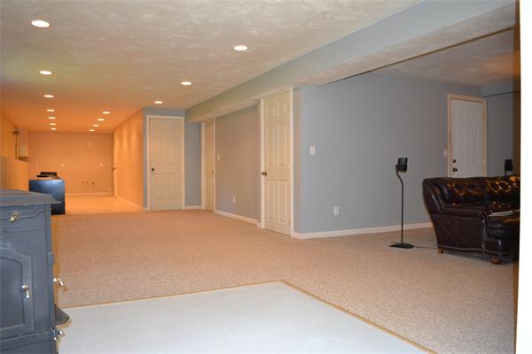 75 Irish Lane Rutland, MA 01543 - Photo 17 of 30 a view of a livingroom with furniture