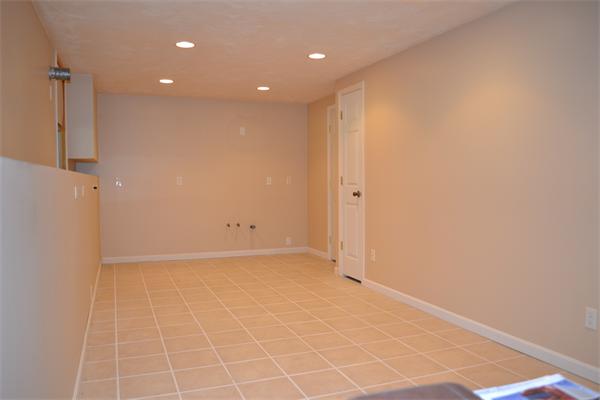 75 Irish Lane Rutland, MA 01543 - Photo 21 of 30 a view of an empty room