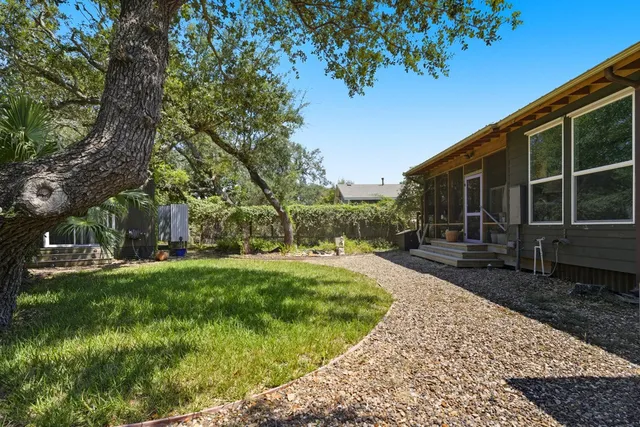 a view of outdoor space