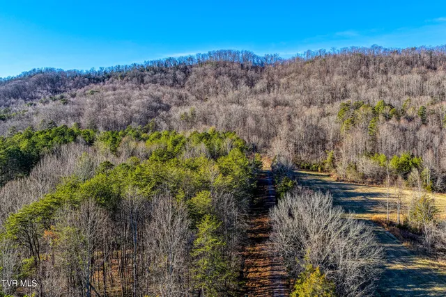 $279,900 | 770 Butcher Valley Road, Unit 3, Rogersville, TN 37857
