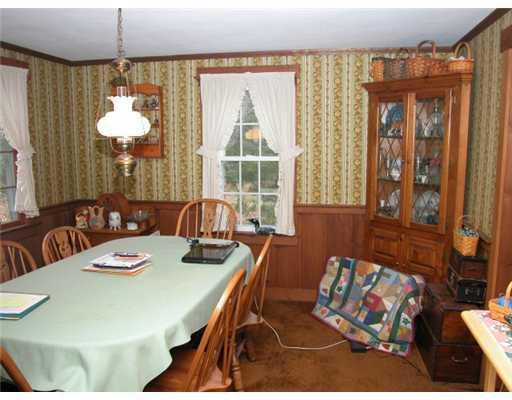 14 Sunny Crest Road York, ME 03909 - Photo 6 of 17 Dining Room.