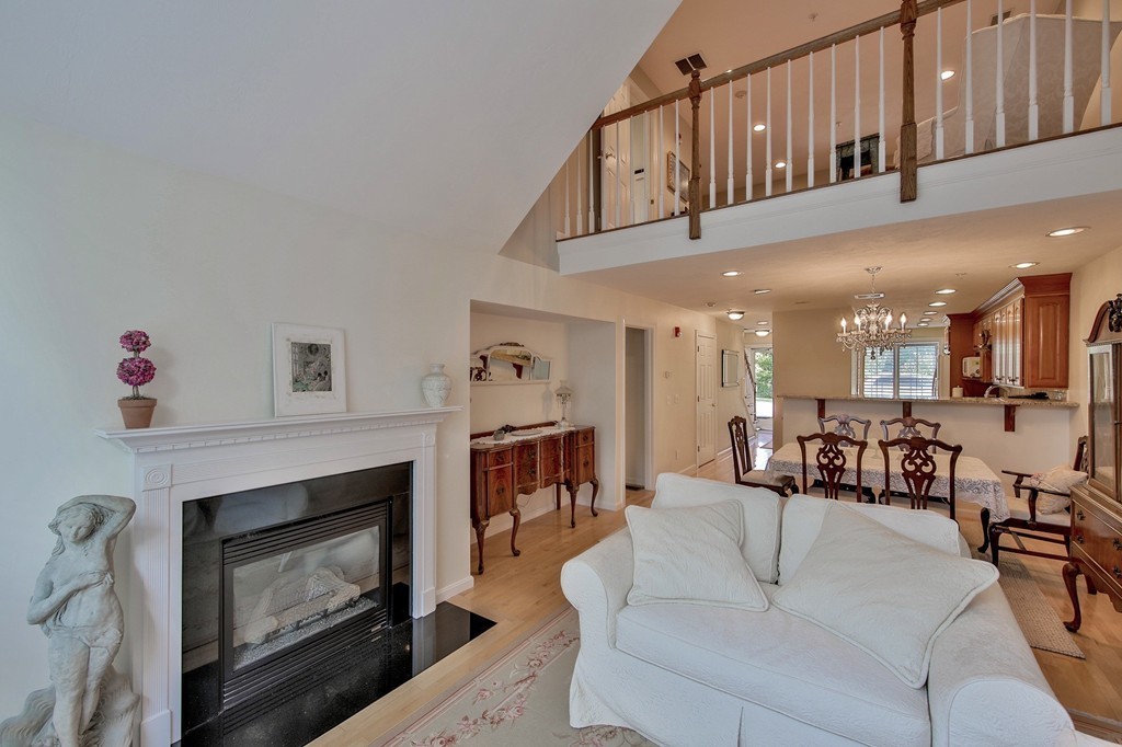 281 Rowley Bridge Road, Unit 11 Topsfield, MA 01983 - Photo 5 of 21 Gallery Image 5