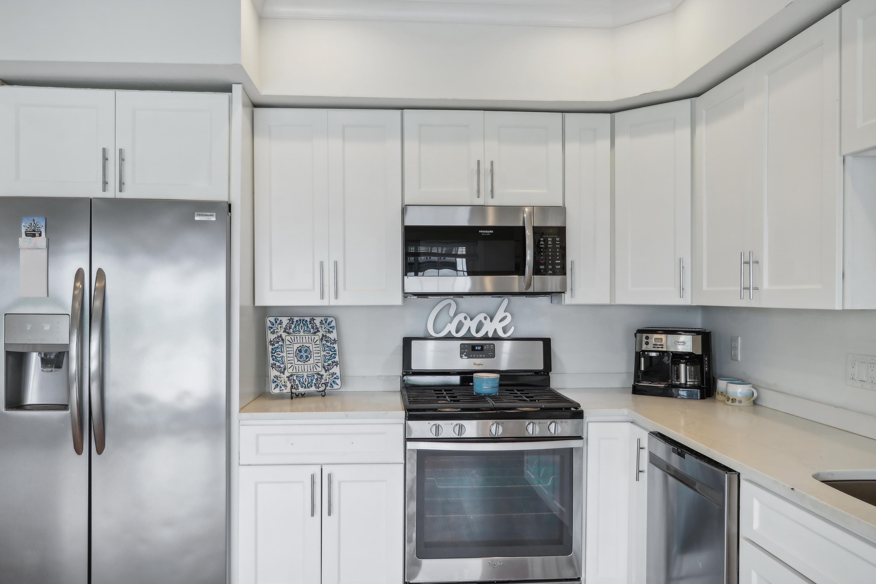 155 Island Path, Unit B Hampton, NH 03842 - Photo 9 of 35