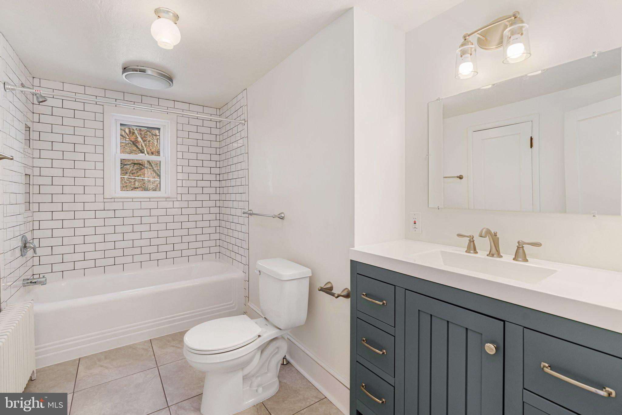 20 Easton Road Riegelsville, PA 18077 - Photo 19 of 24 Bathroom