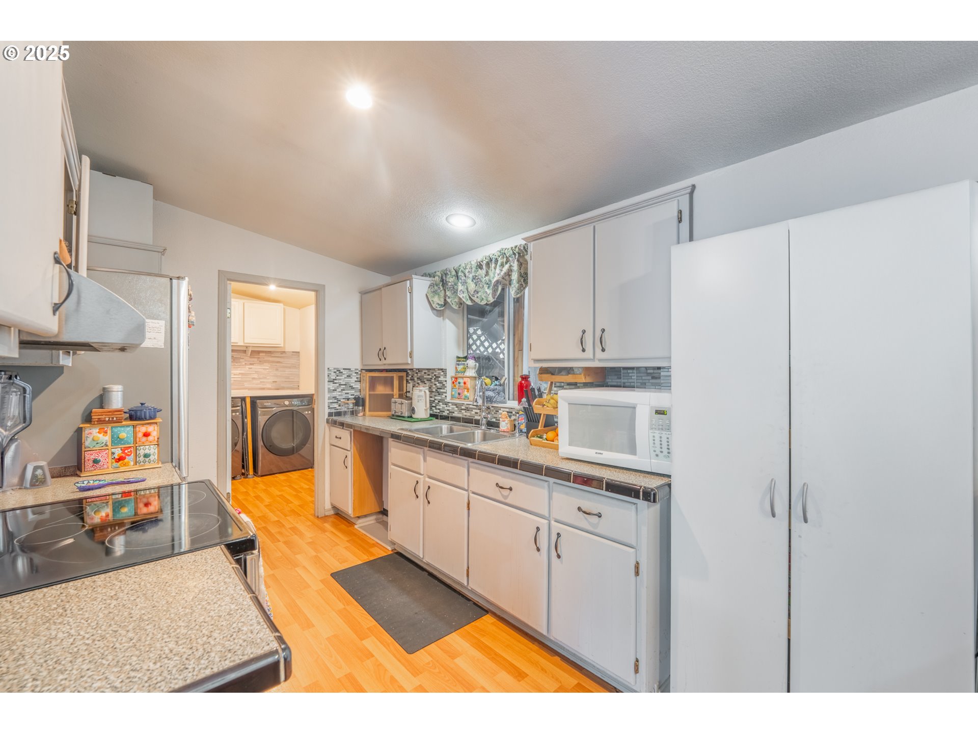 2905 Southeast Palmquist Road, Unit 48 Gresham, OR 97080 - Photo 8 of 29 Gallery Image 8