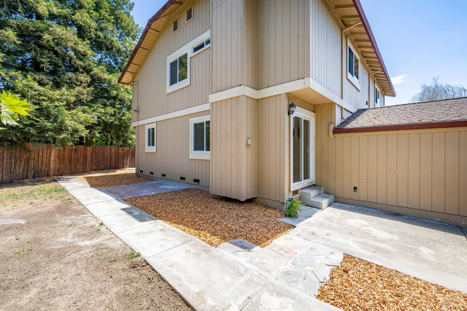 4601 Harbor Lane Rohnert Park, CA 94928 - Photo 10 of 38