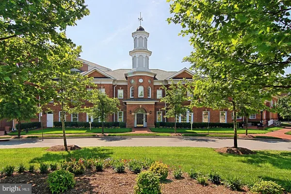 $3,450 | 409 Cameron Station Boulevard, Alexandria, VA 22304
