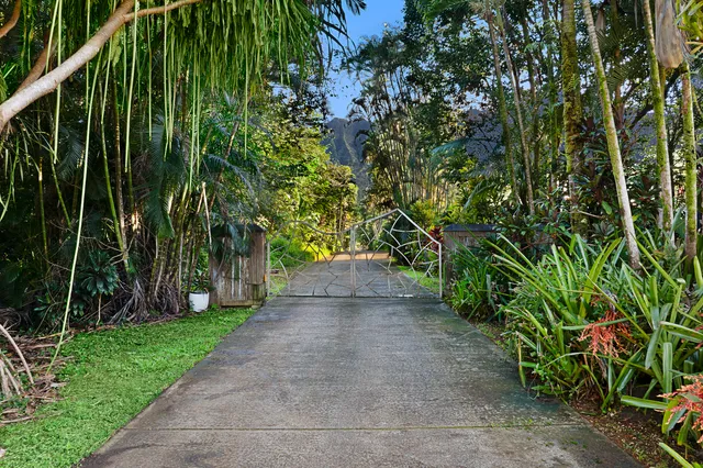 $13,000,000 | 2818 Kamookoa Road, Unit 5, Kilauea, HI 96754