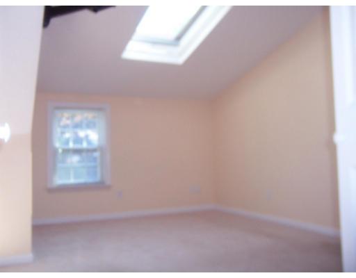 7 Roosevelt Road Holbrook, MA 02343 - Photo 12 of 24 Gallery Image 12