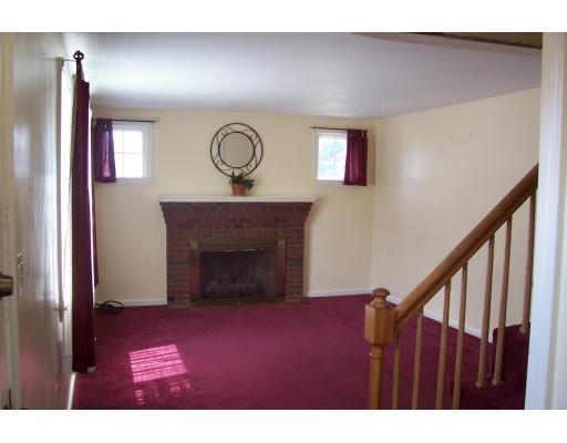 7 Roosevelt Road Holbrook, MA 02343 - Photo 6 of 24 Gallery Image 6