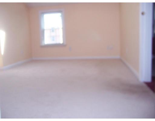 7 Roosevelt Road Holbrook, MA 02343 - Photo 10 of 24 Gallery Image 10