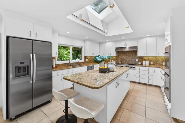 $4,985,000 | 198 Pine Lane, Los Altos, CA 94022