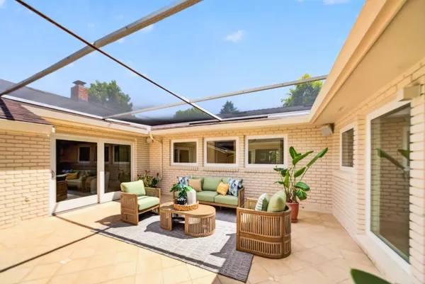$4,985,000 | 198 Pine Lane, Los Altos, CA 94022