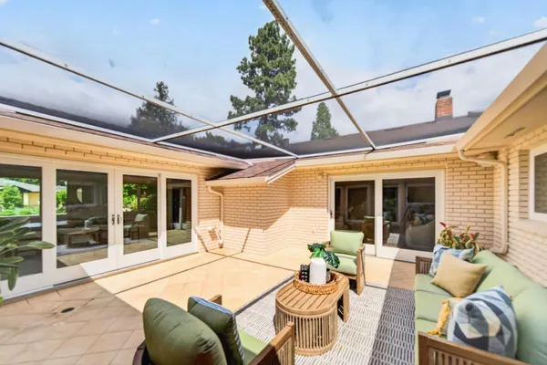 $4,985,000 | 198 Pine Lane, Los Altos, CA 94022