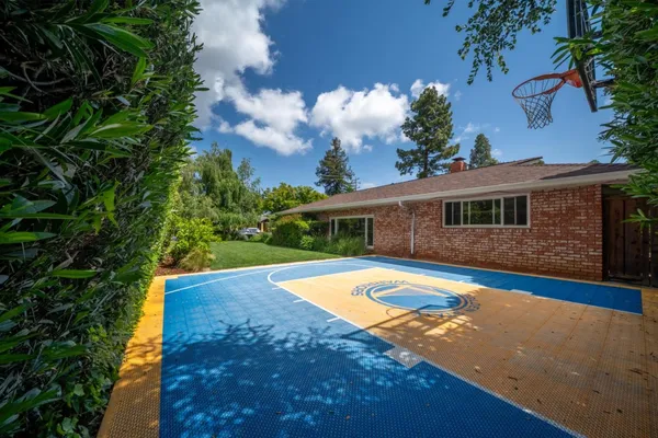 $4,985,000 | 198 Pine Lane, Los Altos, CA 94022