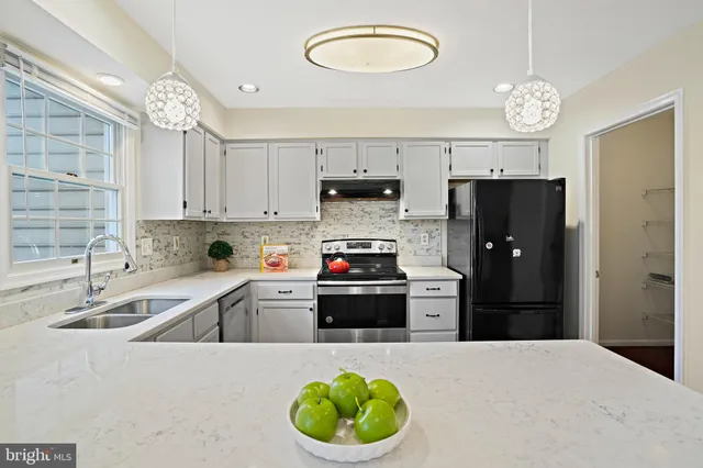 $2,800 | 9216 Burley Lane, Laurel, MD 20723