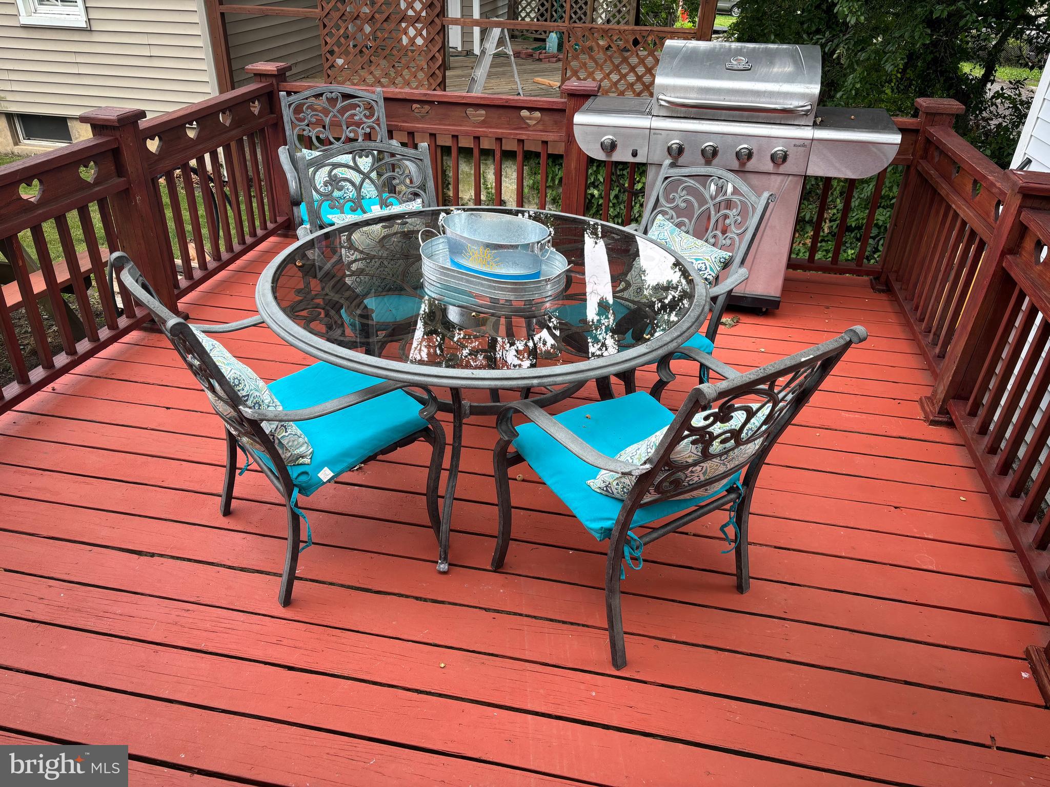 416 Wesley Avenue Pitman, NJ 08071 - Photo 8 of 47 a outdoor view with a sitting space