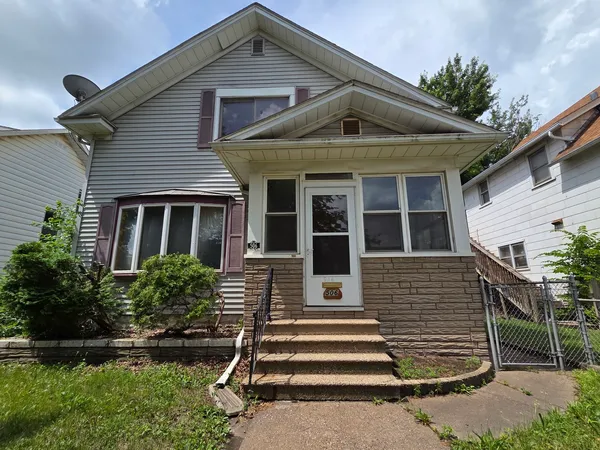 $100,000 | 506 South Lincoln Avenue, Davenport, IA 52802