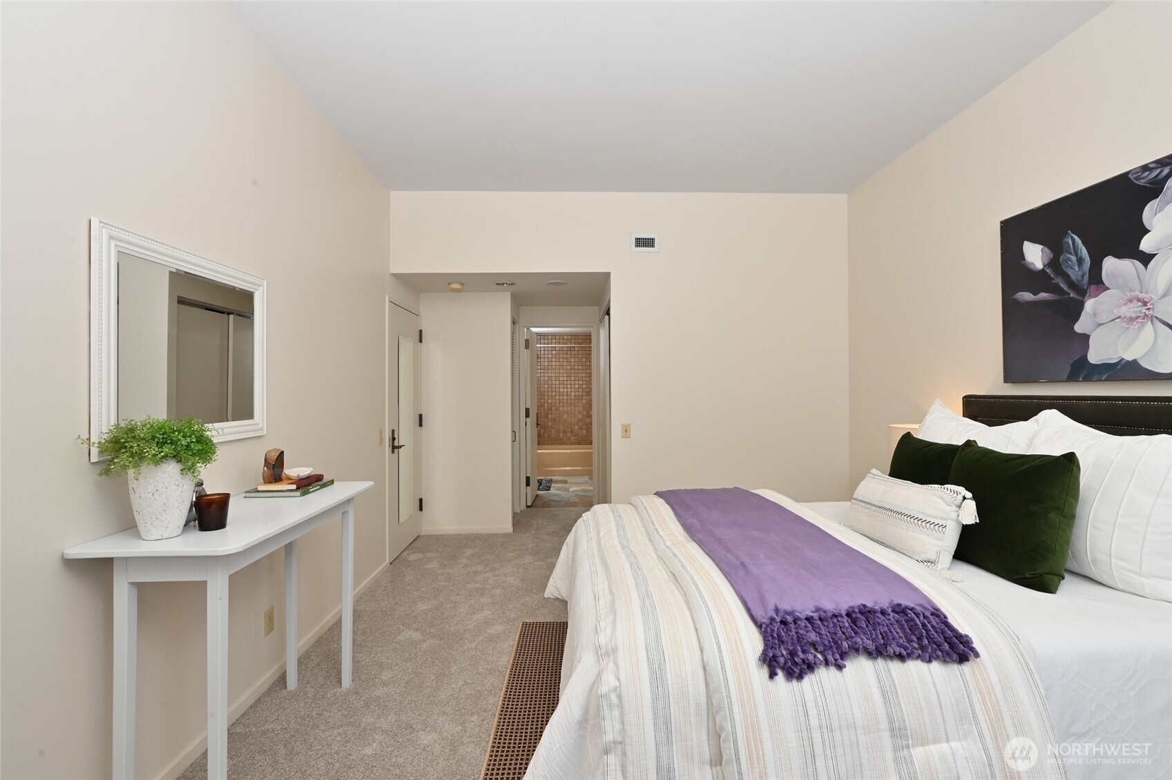 1301 Spring Street, Unit 17A Seattle, WA 98104 - Photo 13 of 33
