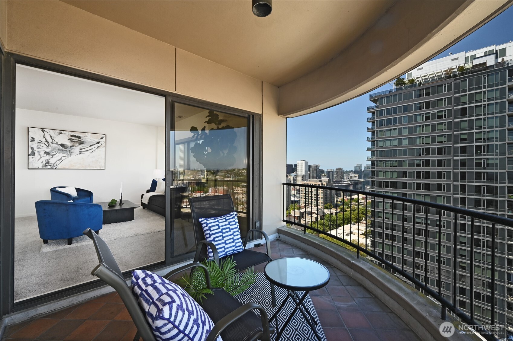 1301 Spring Street, Unit 17A Seattle, WA 98104 - Photo 10 of 33