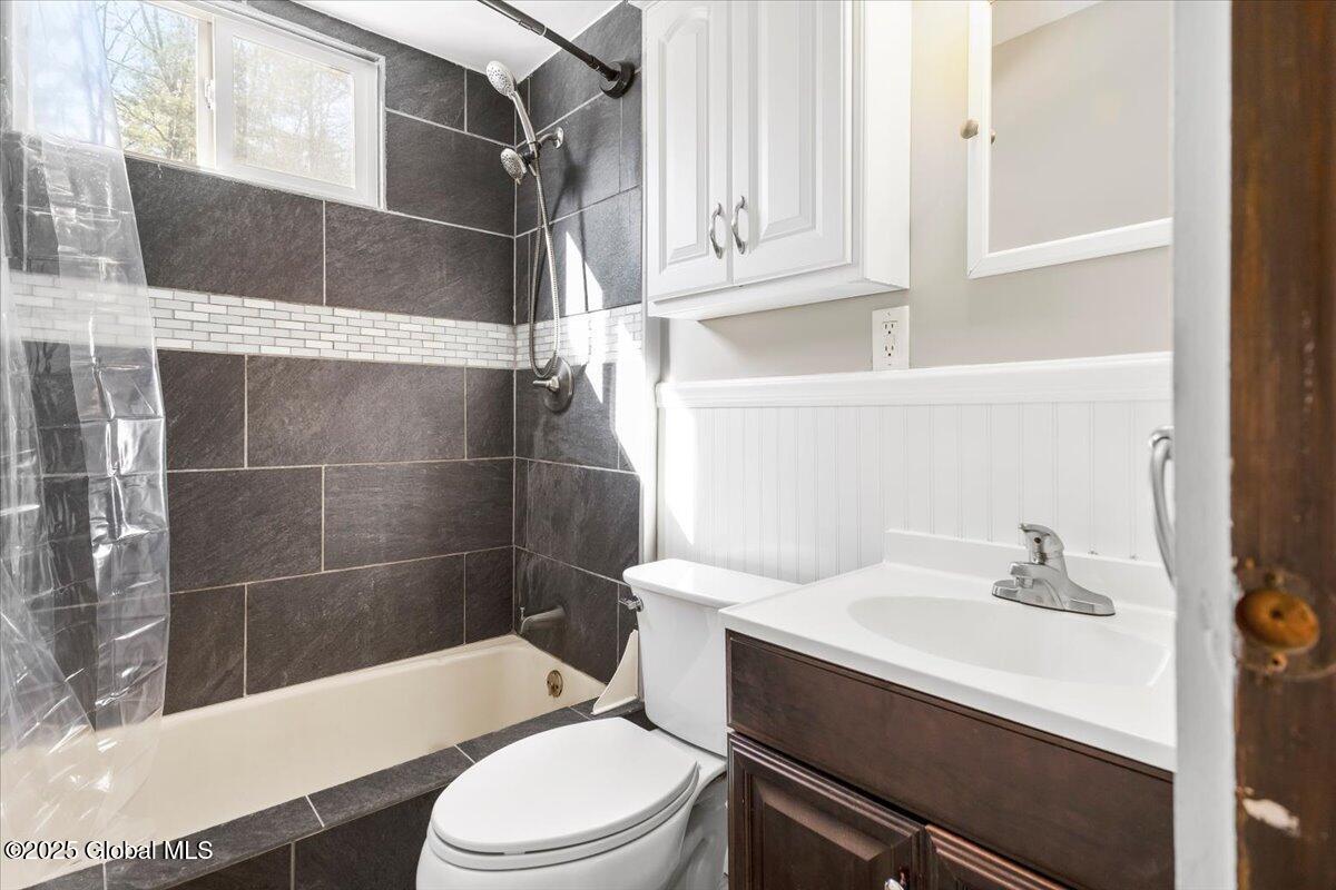 14 Scout Road Wilton, NY 12831 - Photo 26 of 33 24-IMG_0522