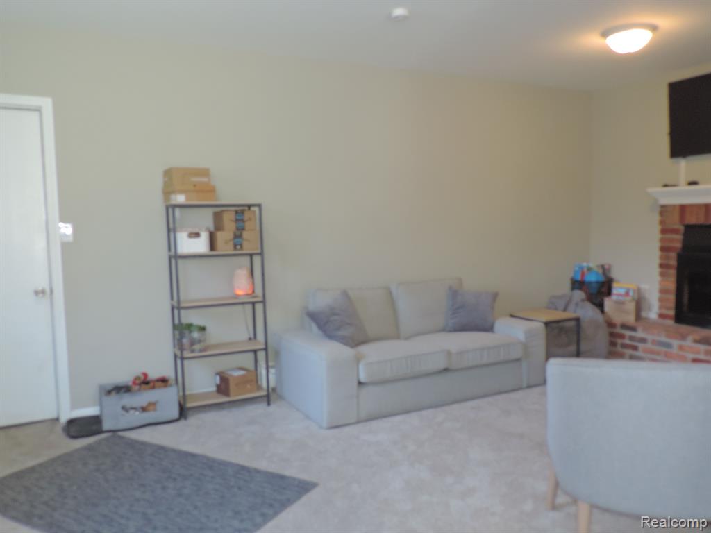 2174 Benstein Road Wolverine Lake, MI 48390 - Photo 16 of 28