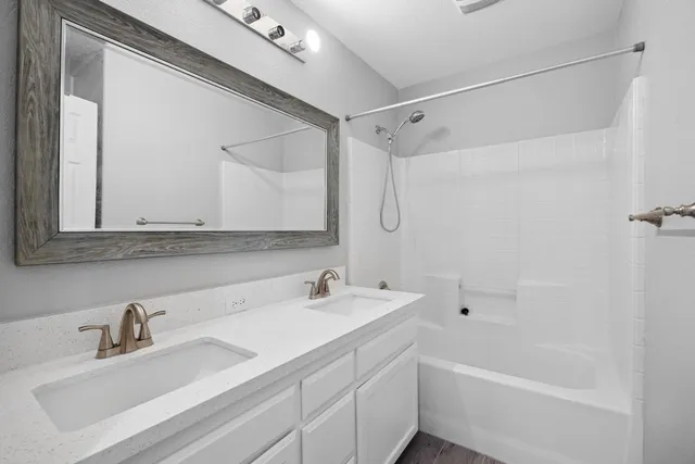 $685,000 | 2720 San Jose Avenue, Clovis, CA 93611