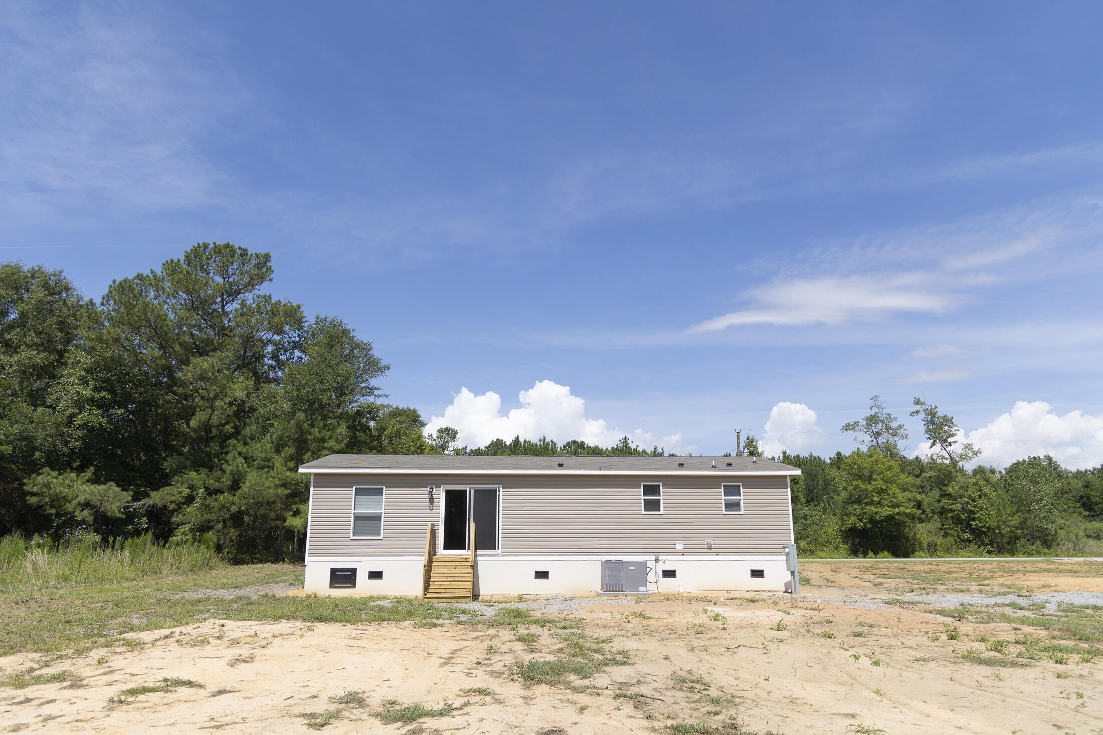 116 Wilder Road St. Stephen, SC 29479 - Photo 5 of 18 116 Wilder Rd St Stephen 072324-5466
