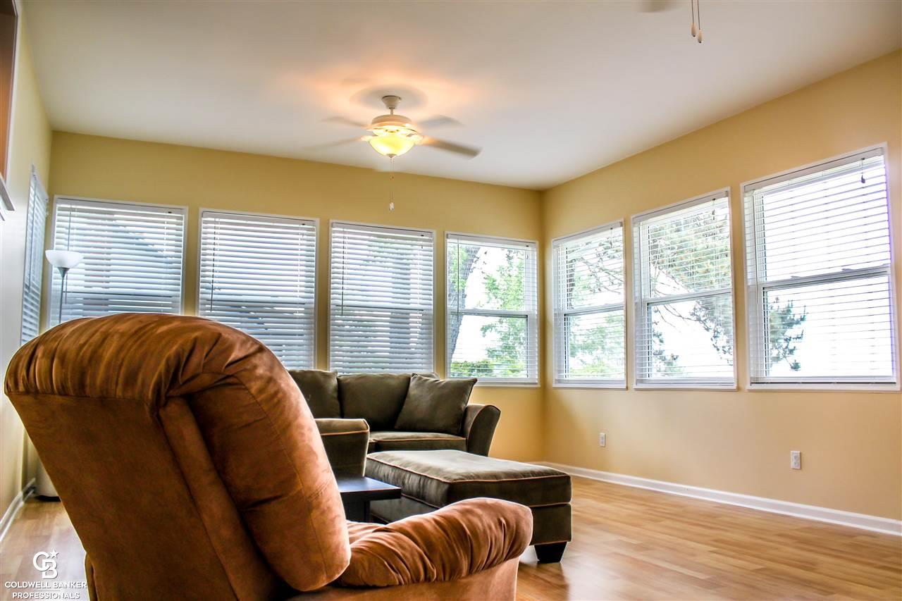 8701 Lakeshore Road Lexington, MI 48450 - Photo 5 of 29 31332175-4.JPG