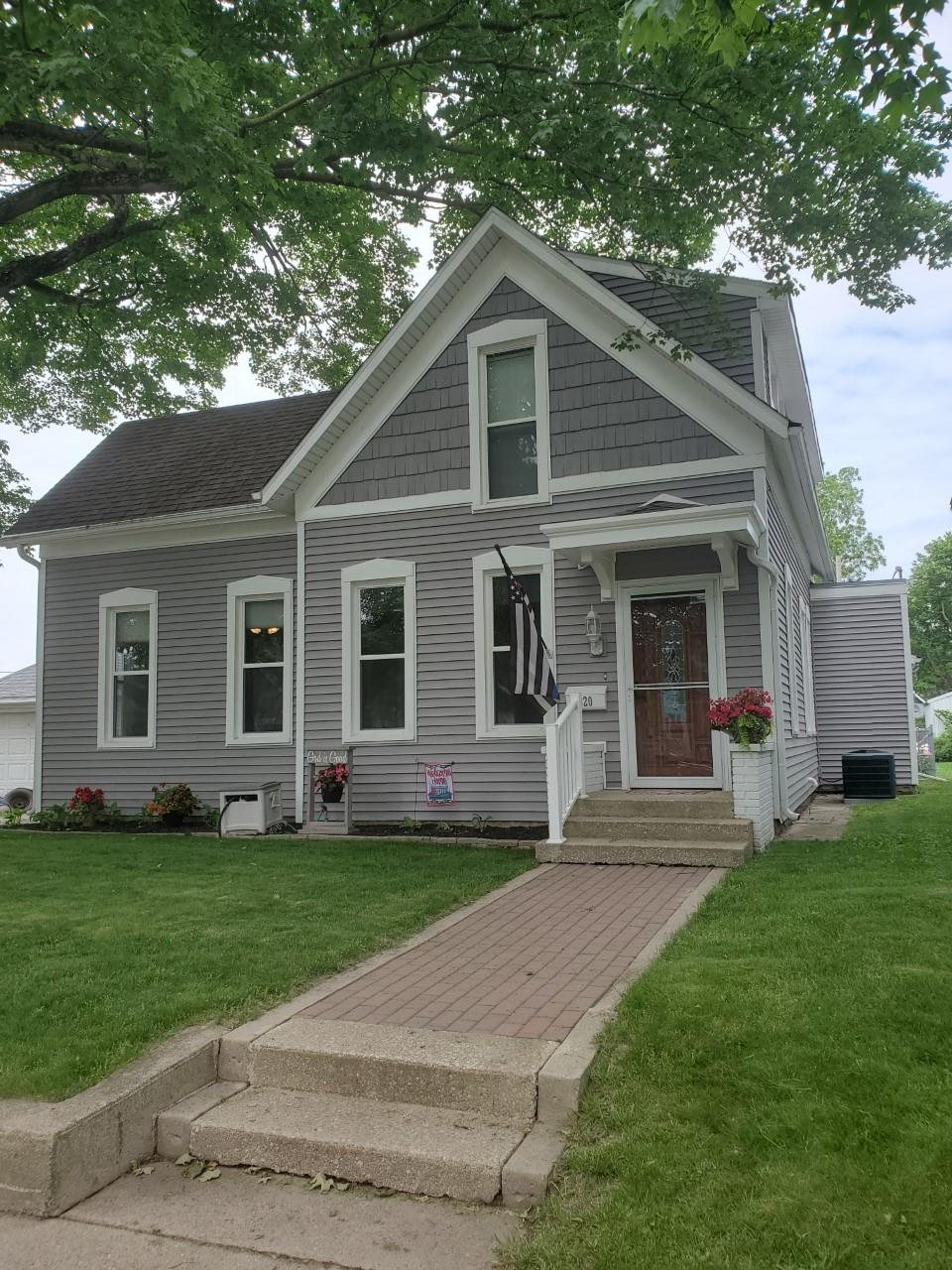 320 West 11th Street Rochester, IN 46975 - Photo 1 of 36
