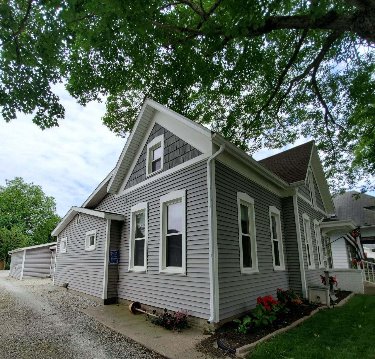 320 West 11th Street Rochester, IN 46975 - Photo 3 of 36