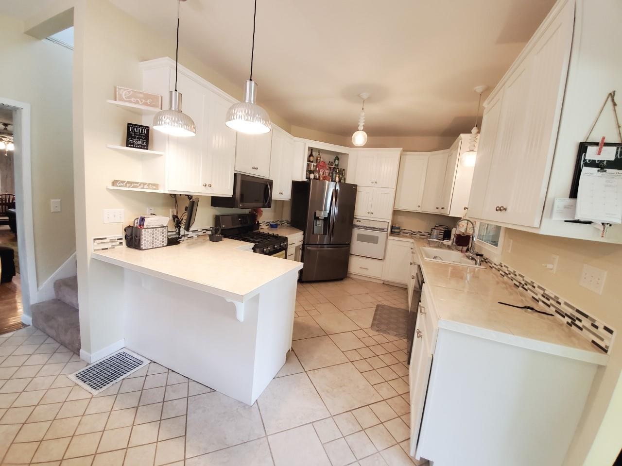 320 West 11th Street Rochester, IN 46975 - Photo 4 of 36